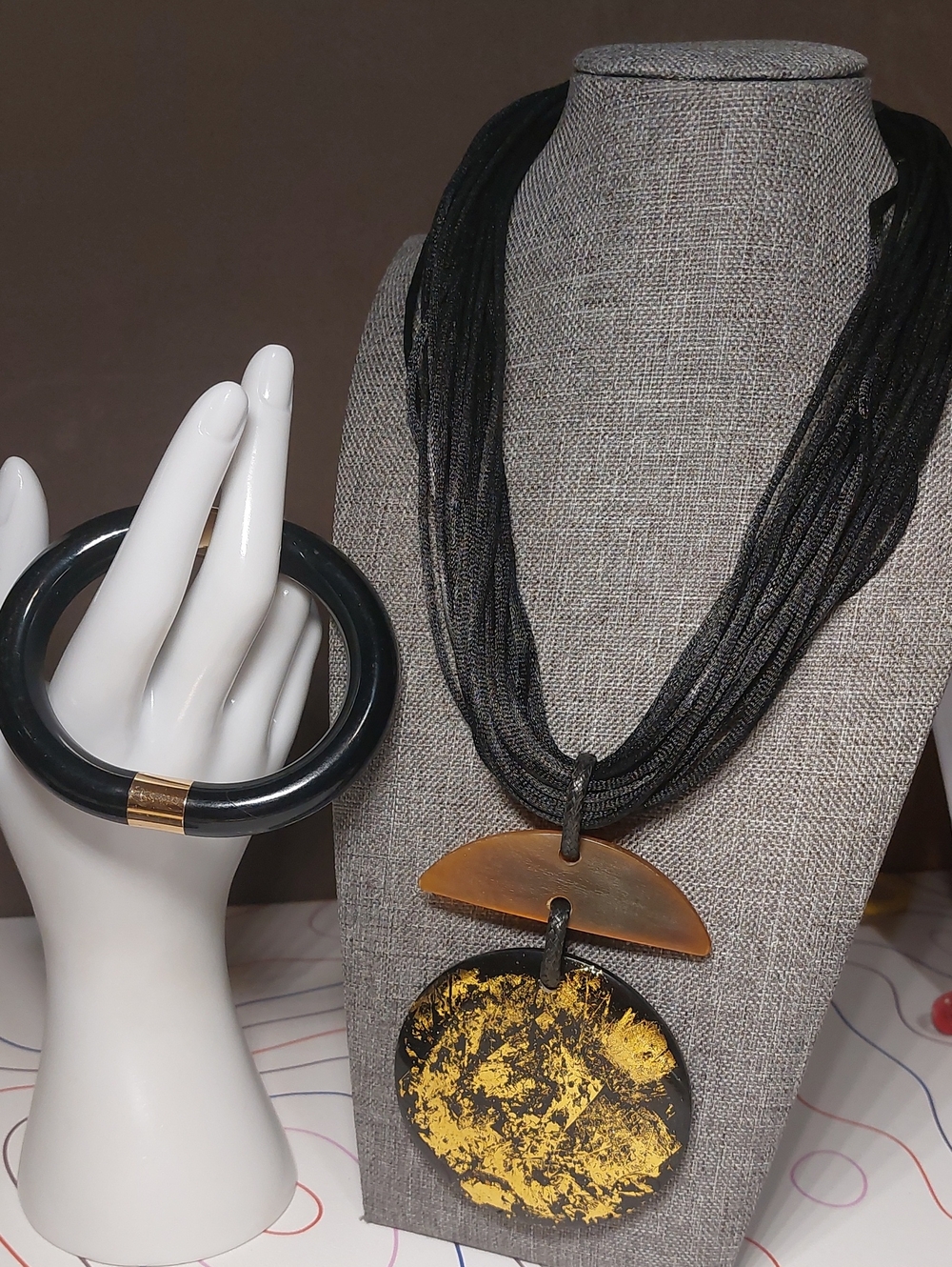 💛3/$30 2pc Artisan Black Gold Statement Set Boho Pendant 18" Necklace & Bangle